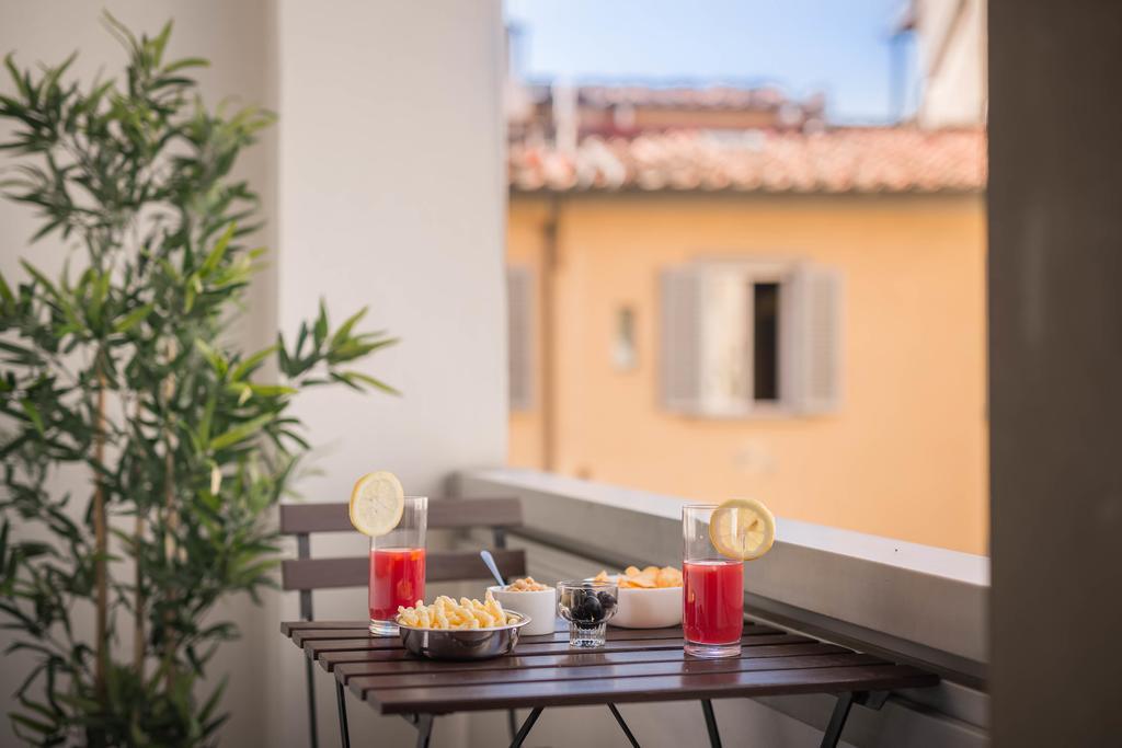 Simple Station Stay Florenz Exterior foto