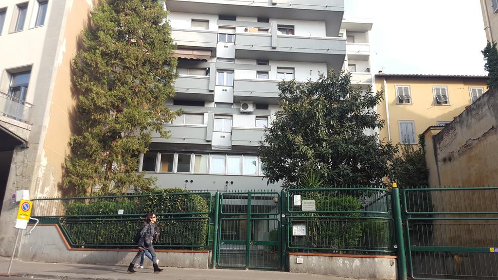 Simple Station Stay Florenz Exterior foto